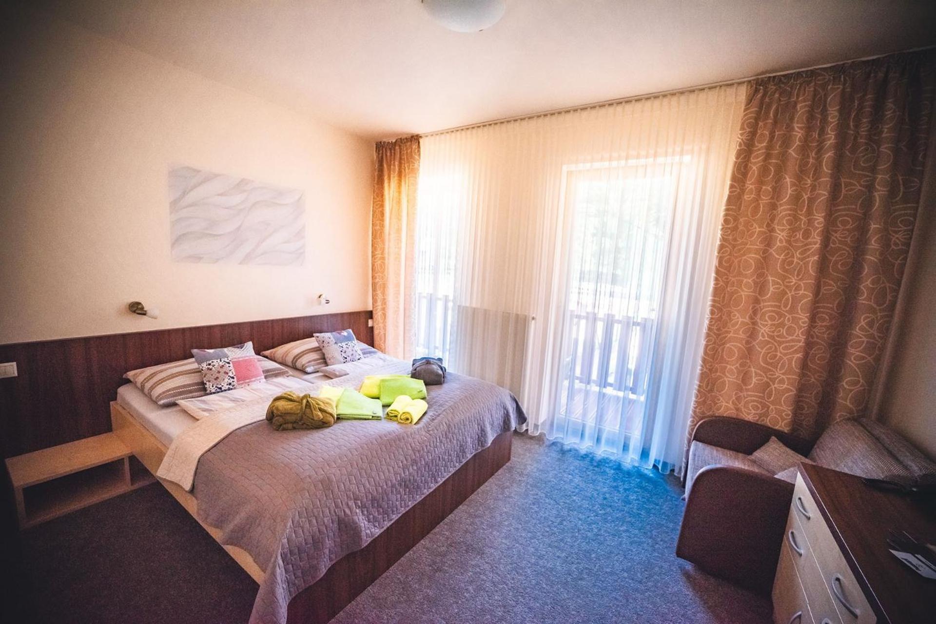 Wellness & Spa Hotel Certov Buitenkant foto