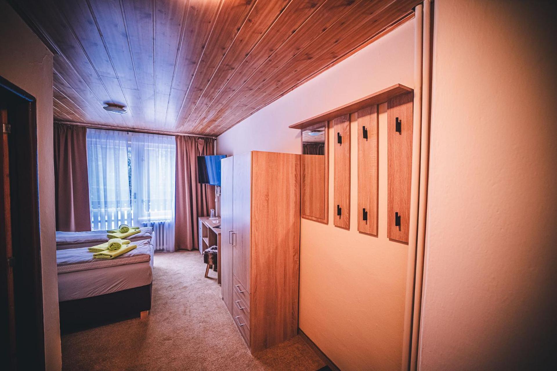 Wellness & Spa Hotel Certov Buitenkant foto
