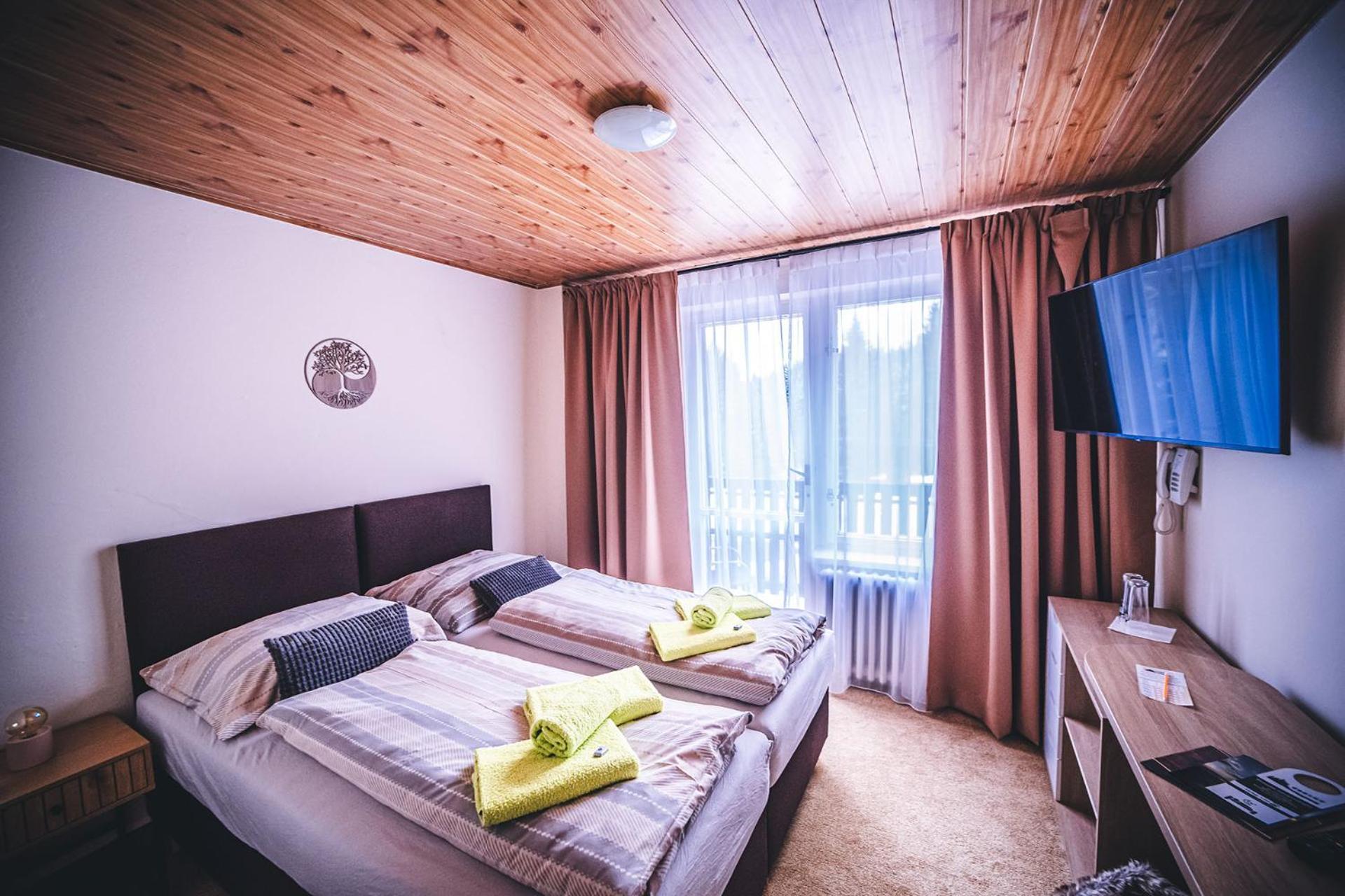 Wellness & Spa Hotel Certov Buitenkant foto